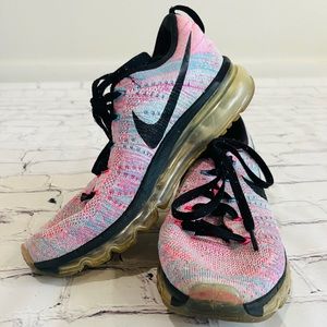 Women’s Nike Athletic Shoe Size 7.5